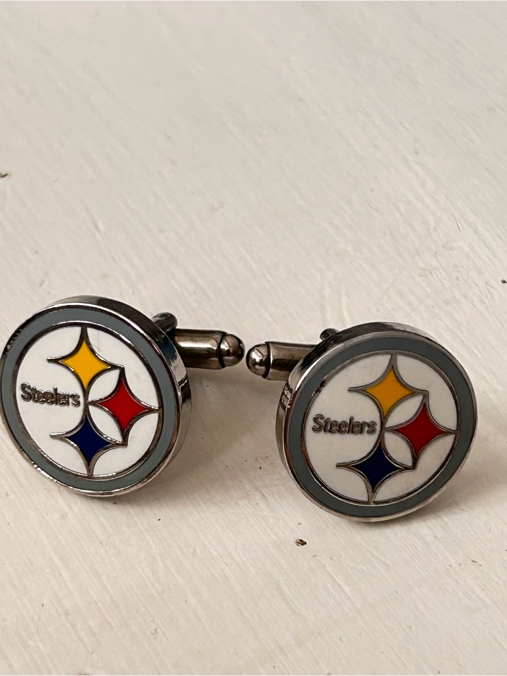 NFL Pittsburgh Steelers Logo Enamel Cuff Links in White Rhodium Brass